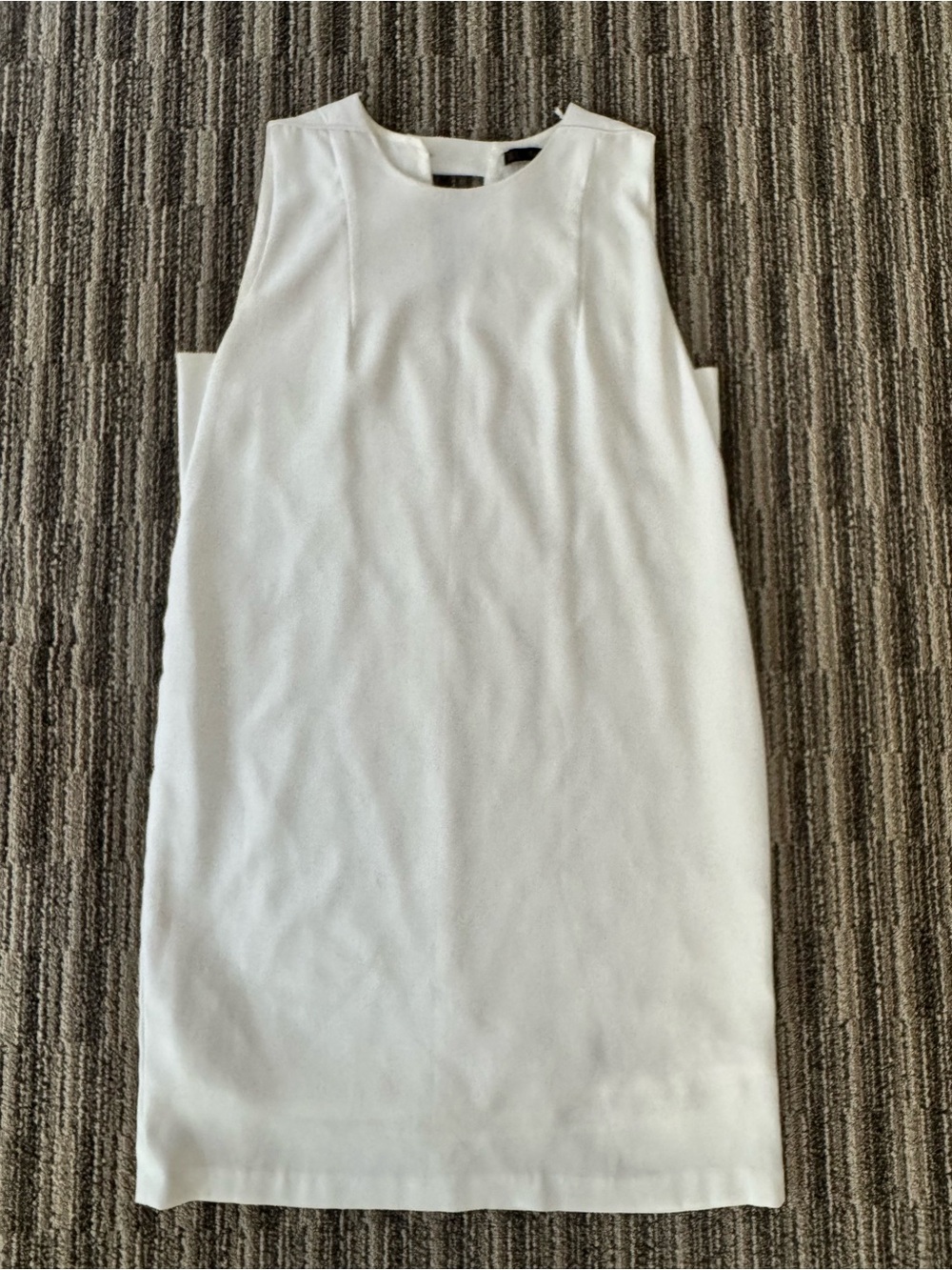 Zara Women’s White Sleeveless Shift Mini Dress
